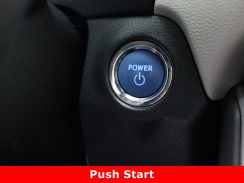 Certified 2022 Toyota RAV4 Limited image 18