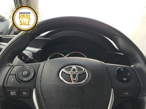 Used 2016 Toyota Corolla L image 19