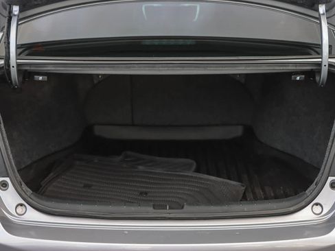 Used 2017 Honda Accord Touring image 25