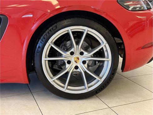 Used 2019 Porsche 718 Boxster image 8