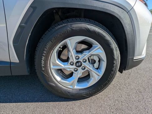 Used 2022 Hyundai Tucson SEL FWD image 11