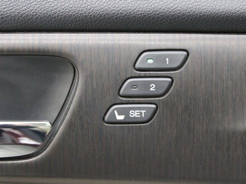 Used 2014 Honda Accord EX-L image 16