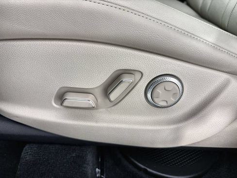 New 2026 Genesis GV80 2.5T Select AWD/4WD image 14
