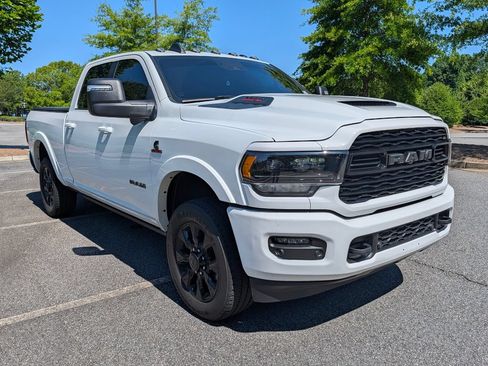 Used 2024 RAM 2500 Limited AWD/4WD image 9