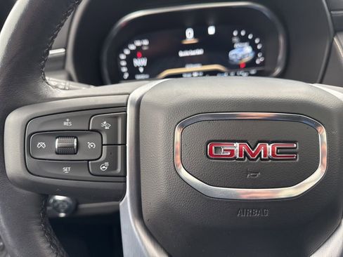 Used 2022 GMC Yukon SLT w/ SLT Premium Package image 20