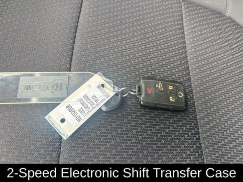 Used 2022 Chevrolet Silverado 2500 Custom w/ Custom Value Package image 28