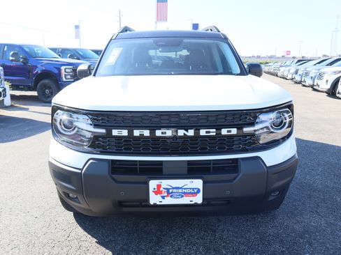 New 2025 Ford Bronco Sport Outer Banks w/ Outer Banks Tech Package+ image 9