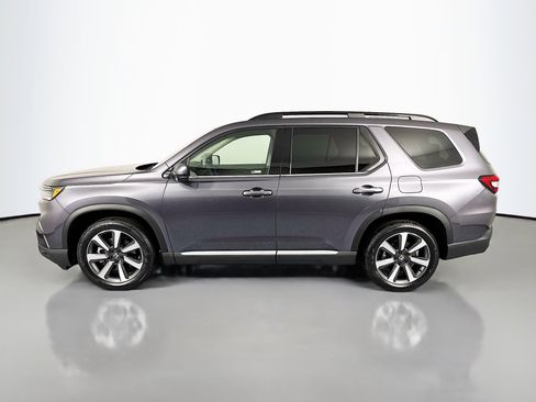 Certified 2023 Honda Pilot Touring image 8