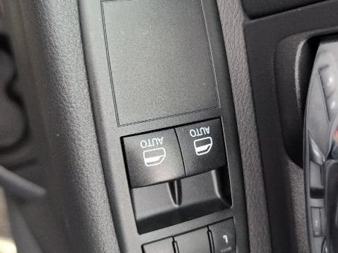 Used 2012 RAM 1500 Express AWD/4WD image 12