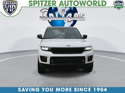 Used 2022 Jeep Grand Cherokee Trailhawk w/ Luxury Tech Group III AWD/4WD image 4