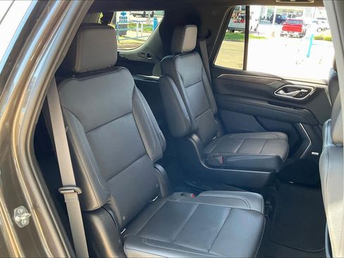 Used 2021 Chevrolet Tahoe LT w/ LT Signature Package image 20