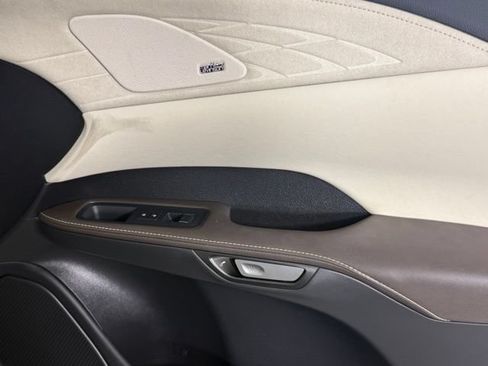 Used 2023 Lexus RX 350 FWD w/ Accessory Package (Z1) image 32