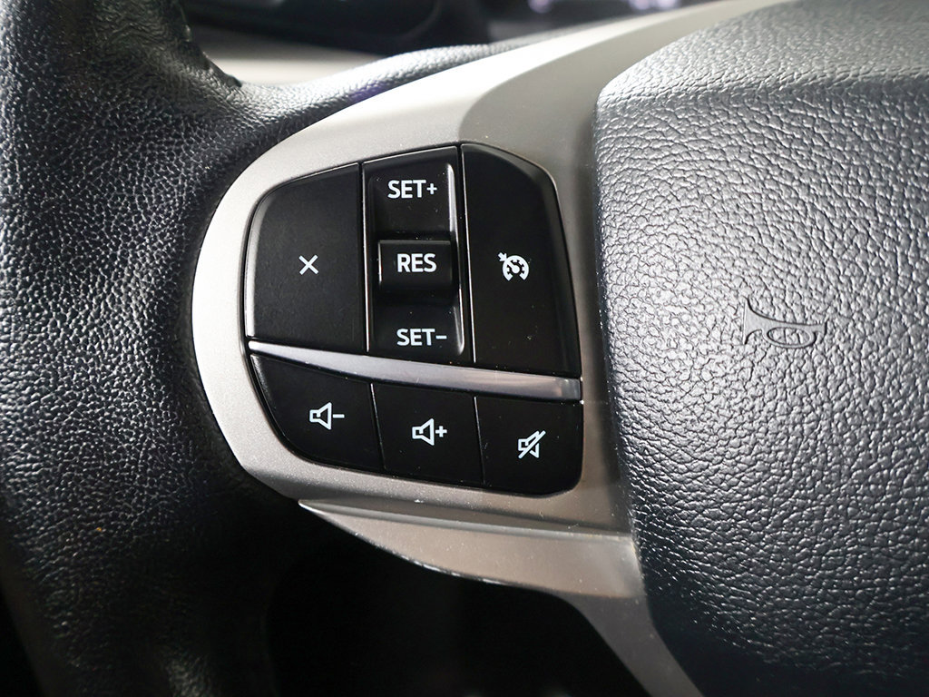 Used 2022 Ford Explorer XLT AWD/4WD image 38