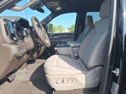 New 2026 Chevrolet Silverado 2500 LT image 10