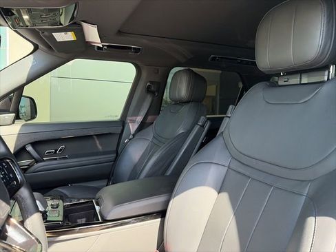 Used 2023 Land Rover Range Rover Sport SE Dynamic AWD/4WD image 7