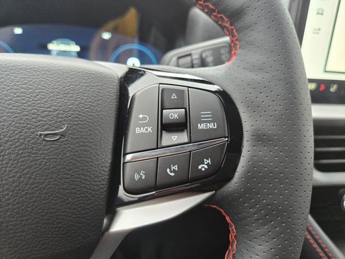 New 2026 Ford Explorer ST-Line w/ ST-Line Street Pack image 18