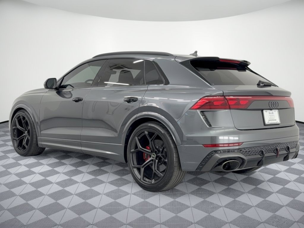 Used 2025 Audi RS Q8 performance AWD/4WD image 3