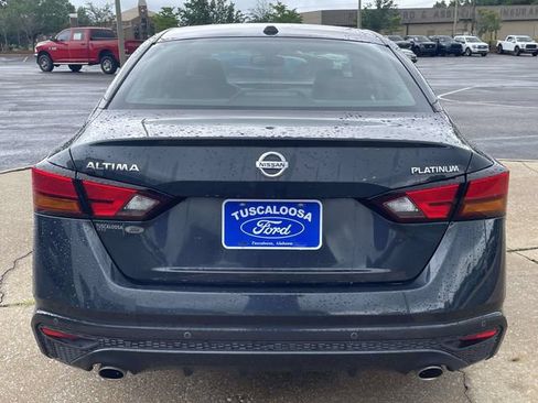 Used 2019 Nissan Altima 2.5 Platinum FWD image 3