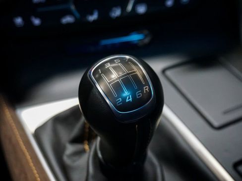 Used 2014 Chevrolet Corvette 2dr Z51 Coupe w/ 3LT Preferred Equipment Group image 16