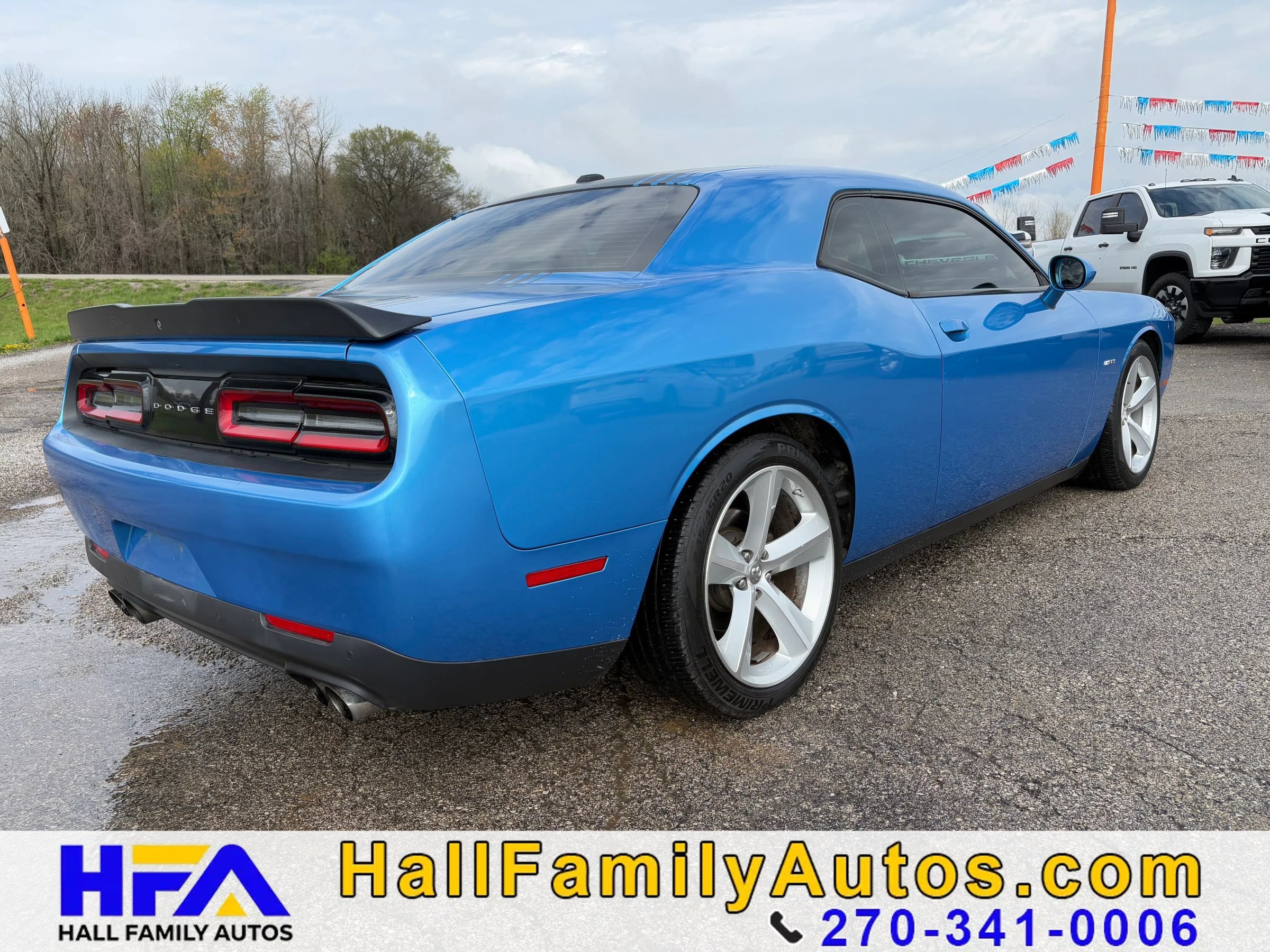 Used 2015 Dodge Challenger R/T RWD image 6