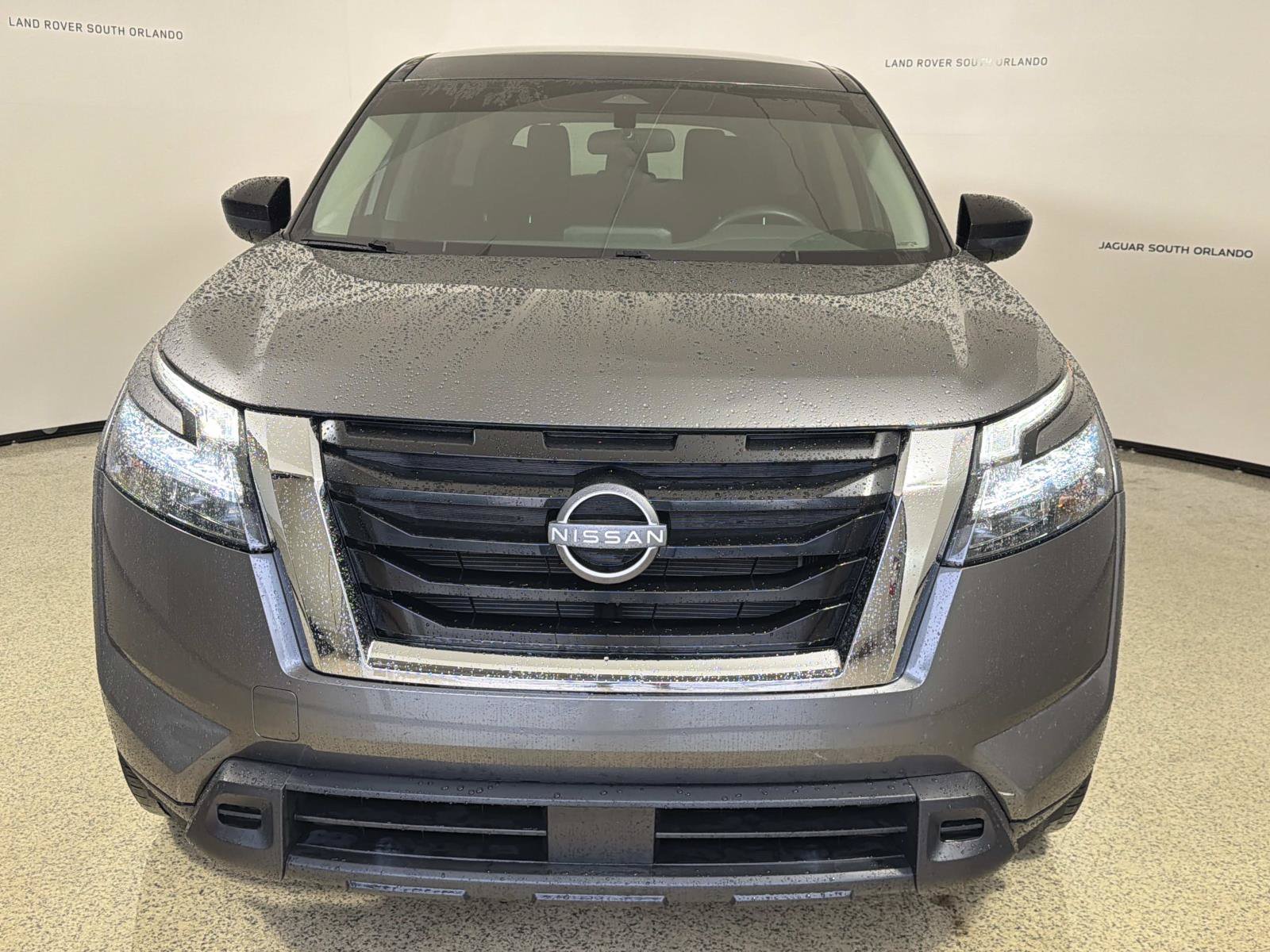 Used 2023 Nissan Pathfinder S FWD image 8