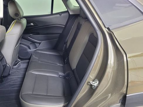 Used 2024 Chevrolet Trax ACTIV w/ Driver Confidence Package image 29