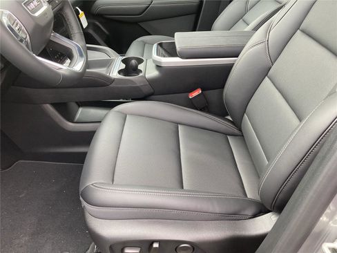 New 2026 GMC Terrain Elevation w/ Elevation Premium Package image 16