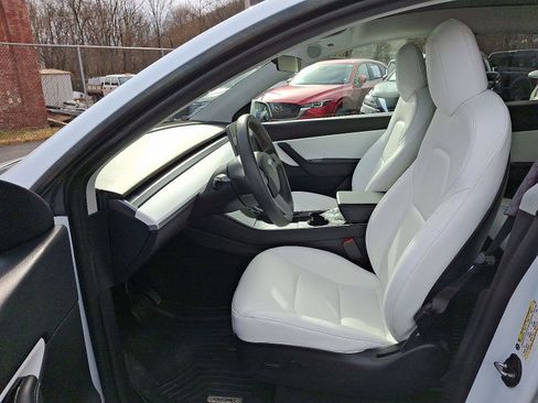 Used 2020 Tesla Model Y Performance image 13