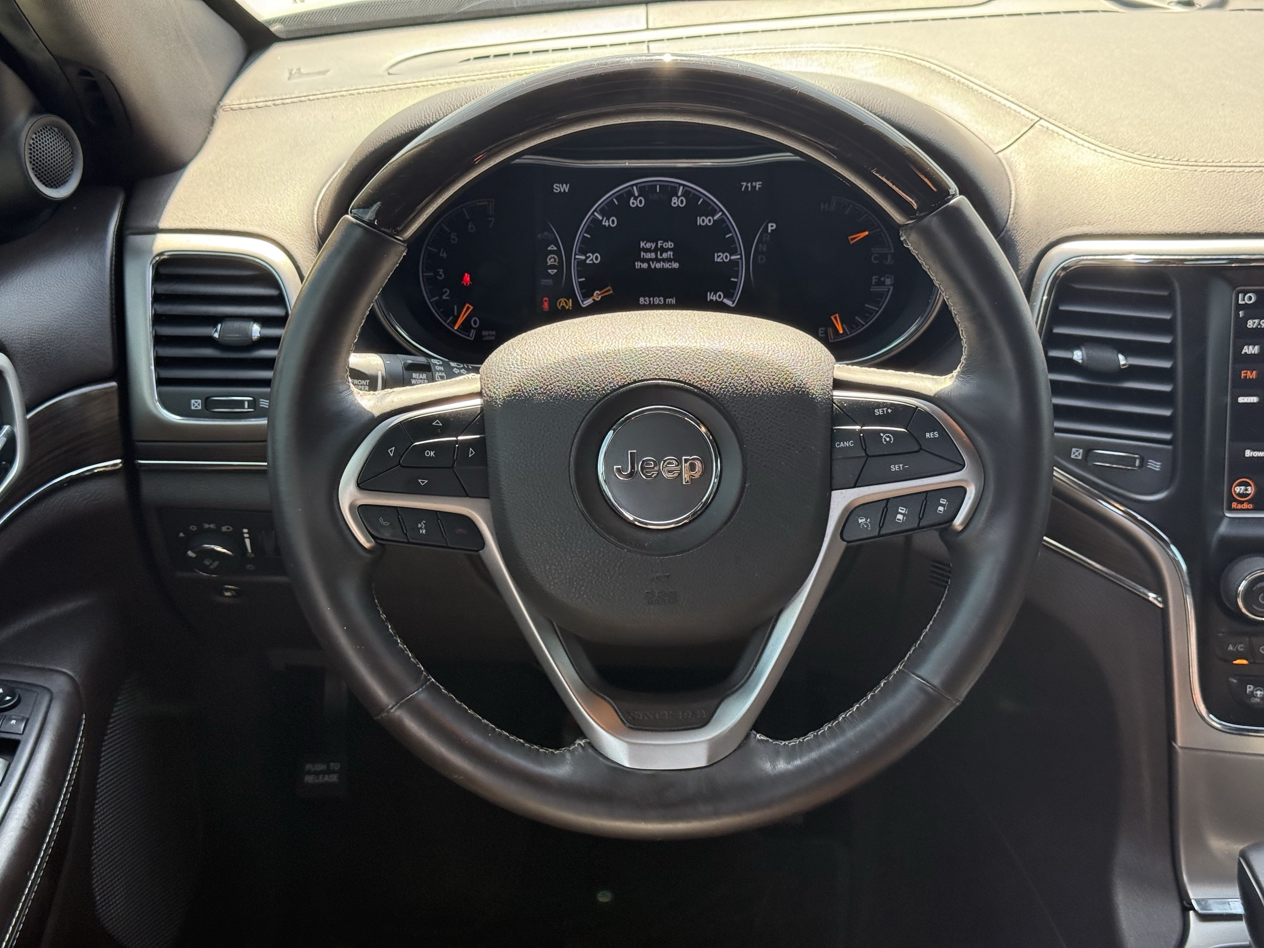 Used 2018 Jeep Grand Cherokee Overland RWD image 15