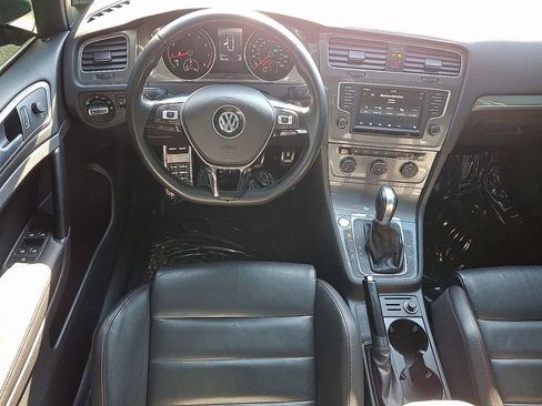 Used 2017 Volkswagen Golf Alltrack SE image 7