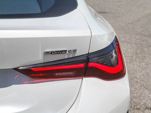 Used 2023 BMW i4 eDrive35 w/ Premium Package RWD image 7