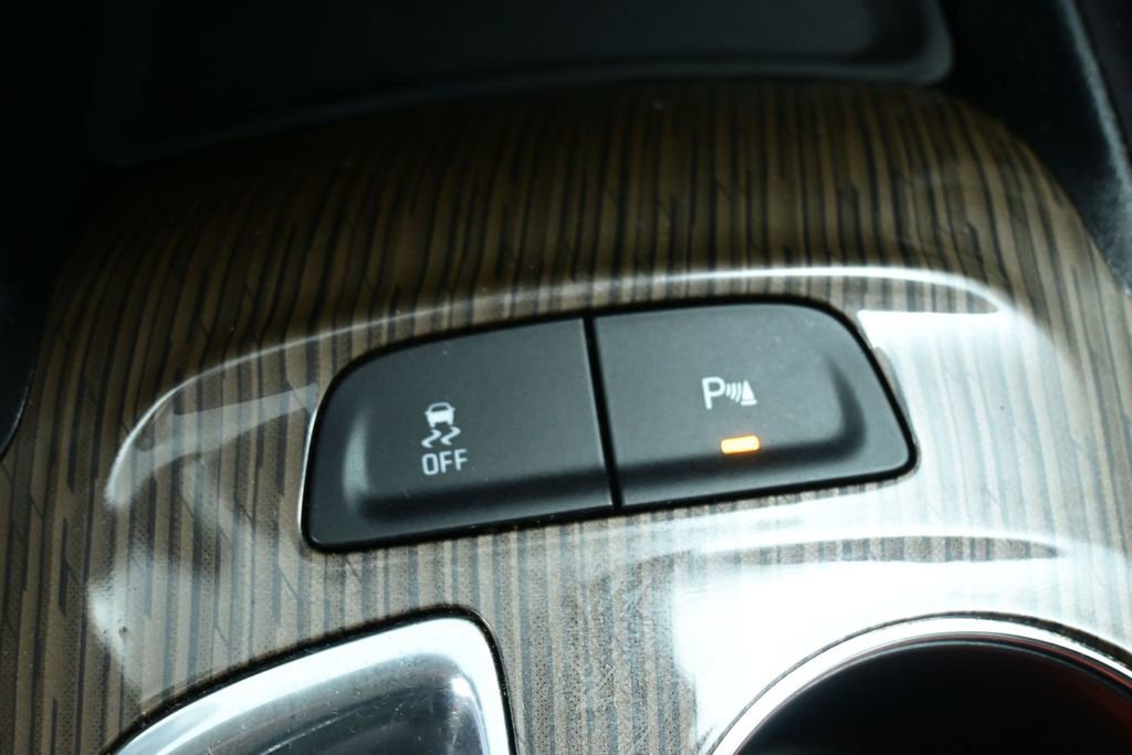 Used 2024 Chevrolet Malibu LT FWD image 31
