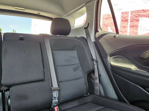 Used 2024 GMC Terrain SLE AWD/4WD image 26