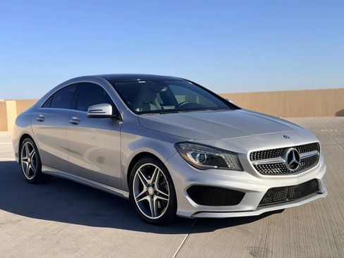 Used 2014 Mercedes-Benz CLA 250 image 3