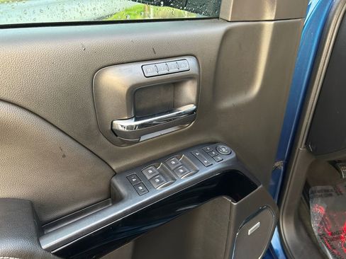 Used 2017 Chevrolet Silverado 1500 LTZ Z71 w/ LTZ Plus Package image 23