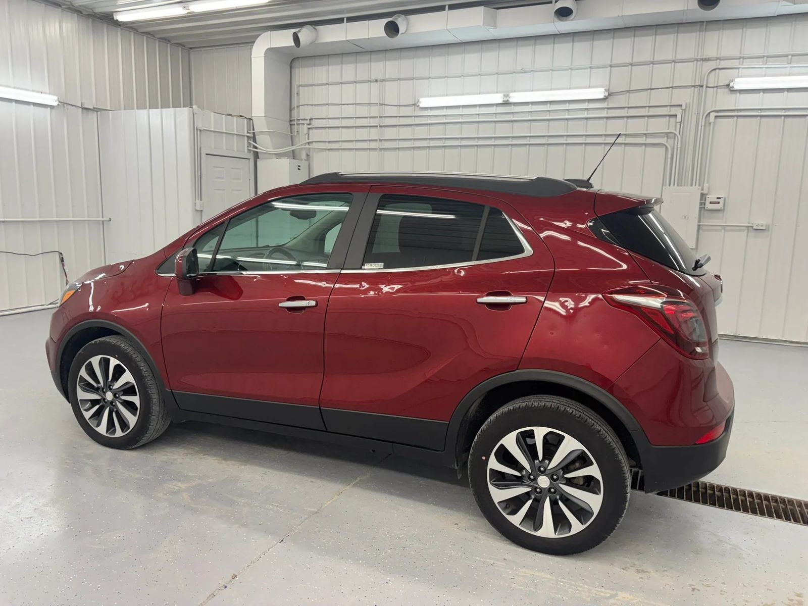 Used 2022 Buick Encore Preferred AWD/4WD image 6