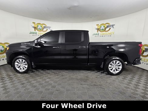Used 2024 Chevrolet Silverado 1500 Custom AWD/4WD image 4