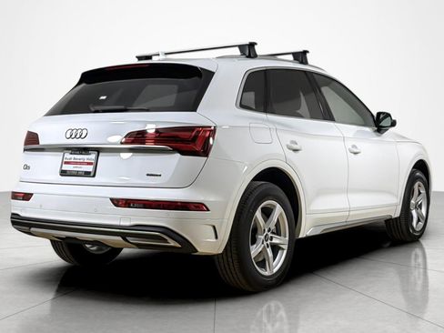 Used 2023 Audi Q5 2.0T Premium w/ Convenience Package AWD/4WD image 5