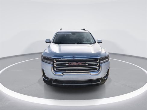 Used 2023 GMC Acadia SLE w/ Driver Convenience Package image 3