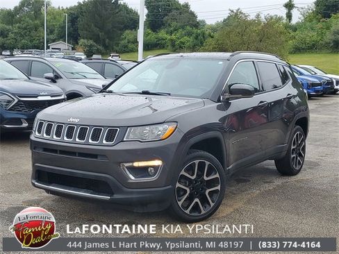 Used 2018 Jeep Compass Limited w/ Navigation Group image 30