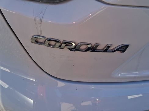 Used 2022 Toyota Corolla XLE image 14