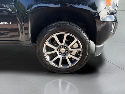 Used 2020 GMC Canyon Denali AWD/4WD image 19