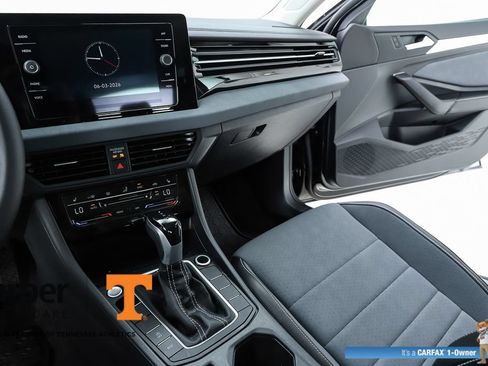 Used 2025 Volkswagen Jetta SE w/ Sunroof Package FWD image 59