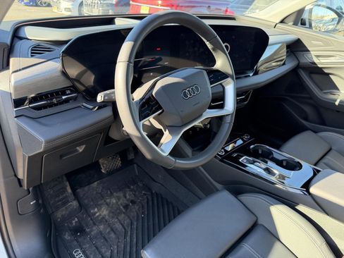 Used 2025 Audi Q6 e-tron Premium Plus w/ Premium Plus image 13