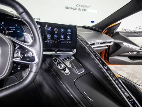 Used 2022 Chevrolet Corvette Stingray Premium Conv w/ Z51 Performance Package RWD image 40