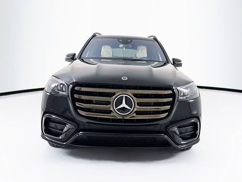 New 2026 Mercedes-Benz GLS 580 4MATIC image 2