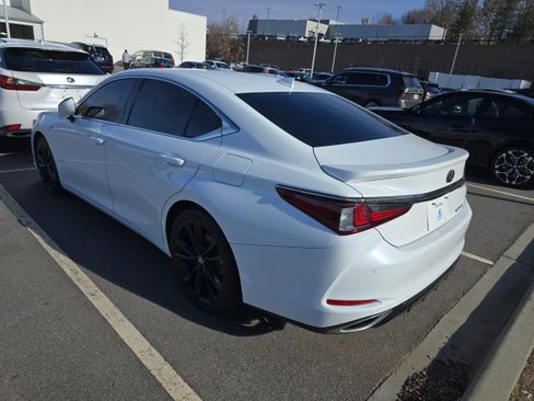 Used 2022 Lexus ES 350 F Sport w/ Accessory Package 2 image 3
