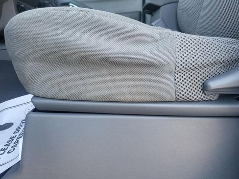 Used 2021 Nissan Frontier SV image 13