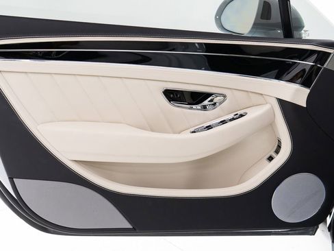Used 2024 Bentley Continental GT AWD/4WD image 11