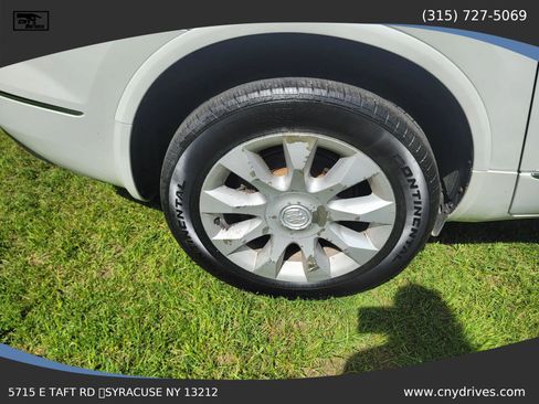 Used 2017 Buick Enclave Premium w/ Experience Buick Package AWD/4WD image 19